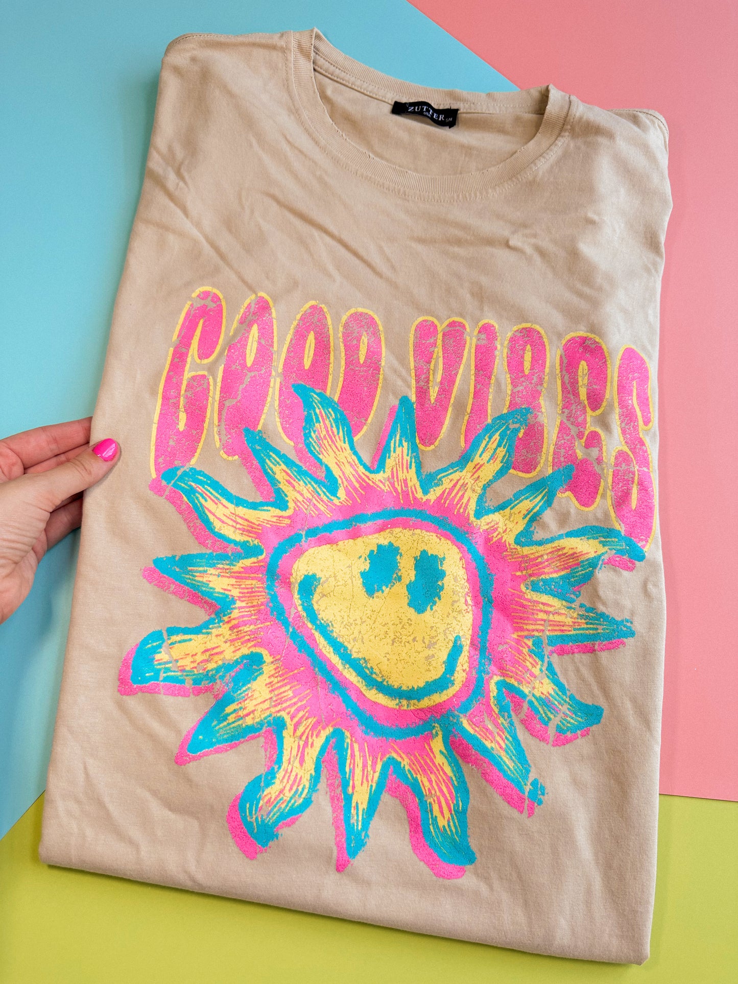 Good Vibes Sunshine Graphic S/S Oversized Tee