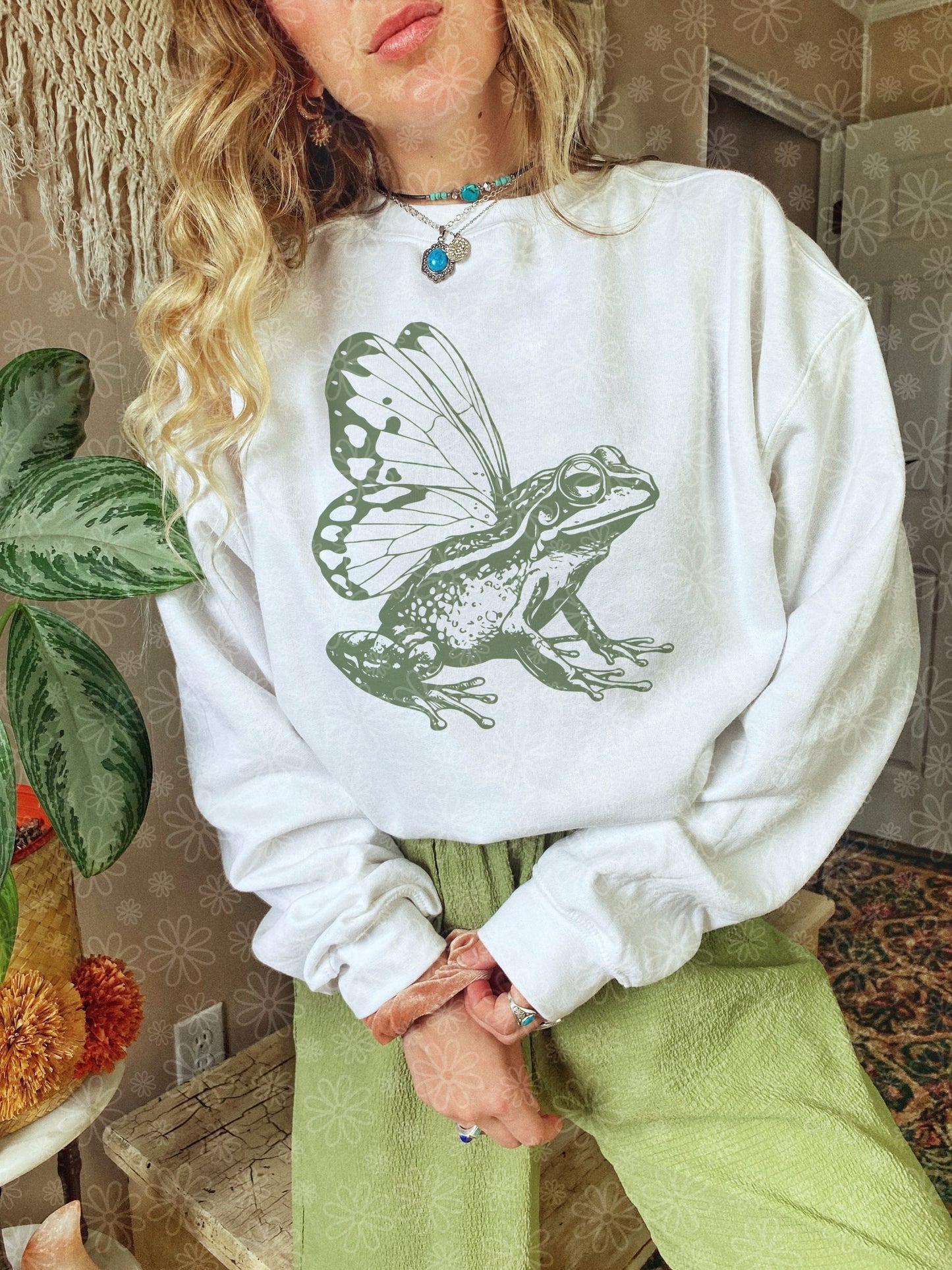 frog butterfly crewneck // PRE-ORDER