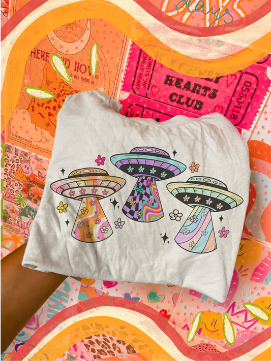 groovy saucer KIDS tee // PRE-ORDER