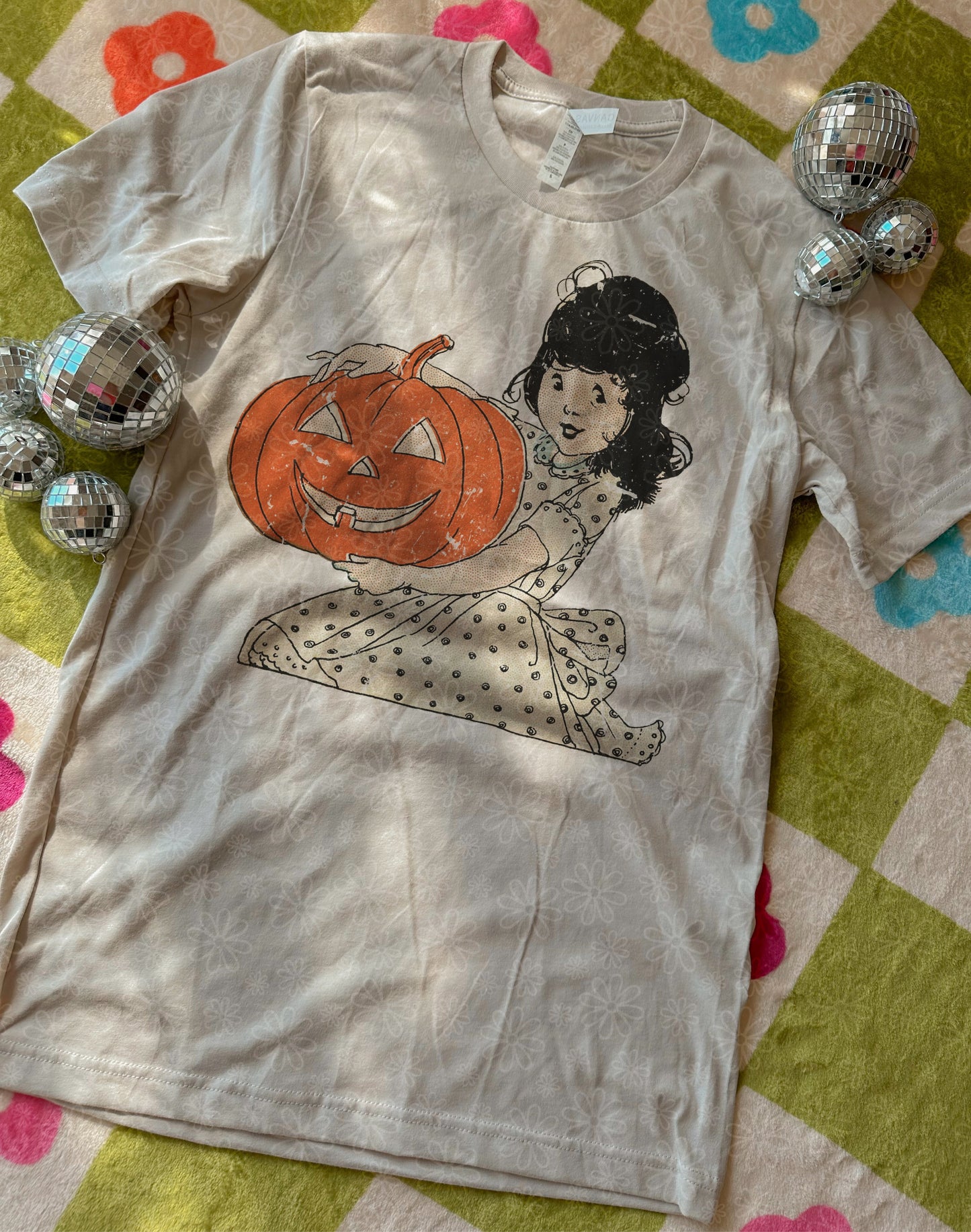 vintage halloween girl ADULT tee // PRE-ORDER